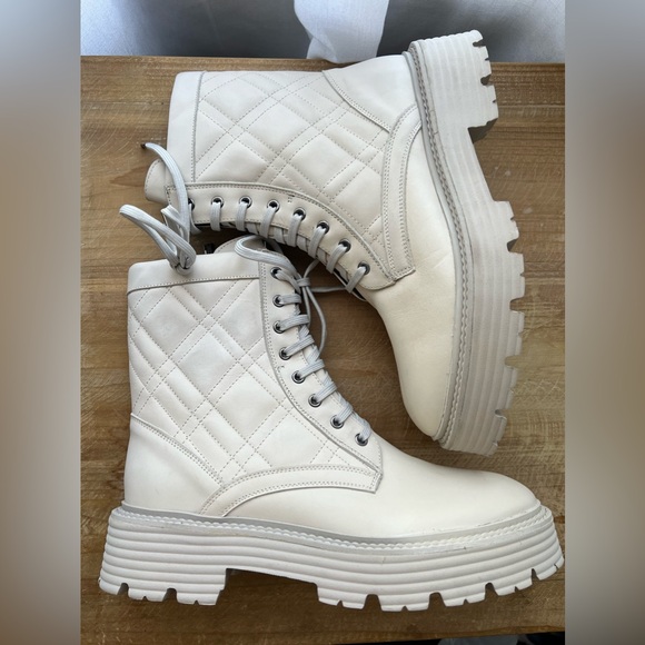 La Canadienne Yasmine Quilted Combat Boot In Bone Leather Size 8.5 New - Picture 7 of 12